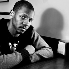 Giggs Featuring B.o.B - Don't Go There