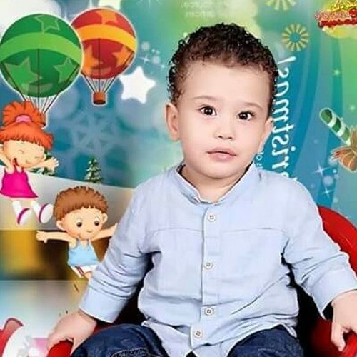 آدم في عيد ميلااد