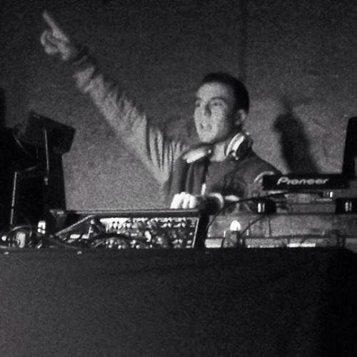 MASSIVE (ESP) EXCLUSIVE GUEST MIX ON TOXIC SICKNESS / 23RD APRIL / 2015