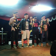 Donkey Kick Cover Black Dog(winner desember rock night)