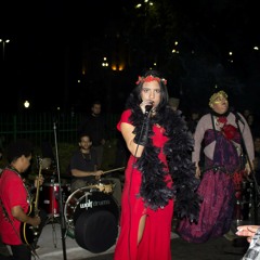 Nenê sem cor em ensaio no dia 28 de junho 2012