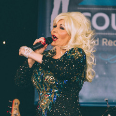 DOLLY PARTON ISLANDS IN THE STREAM Vocal Impersonation