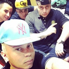MC Pedrinho , MC PH , MC Brisola , MC Paulinho - Novinha Sapeca (DJ R7)
