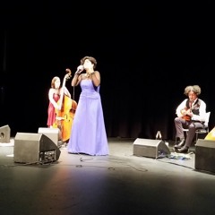 Tara Tiba - Ba Man Bia Be Asemoon - Live تارا تیبا - با من بیا به آسمون