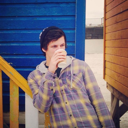 PHANTOGRAM - FALL IN LOVE (MAX KICKS REMIX)