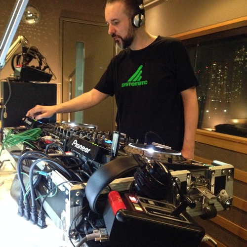 東京シーンラジオ、 2015年2月27日にマークRomboy ＆ケン·イシイ