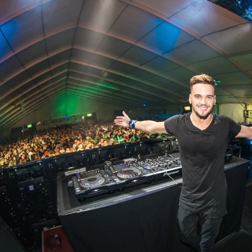 Chris Schweizer - A State Of Trance 700 Argentina (11 - 04 - 2015)