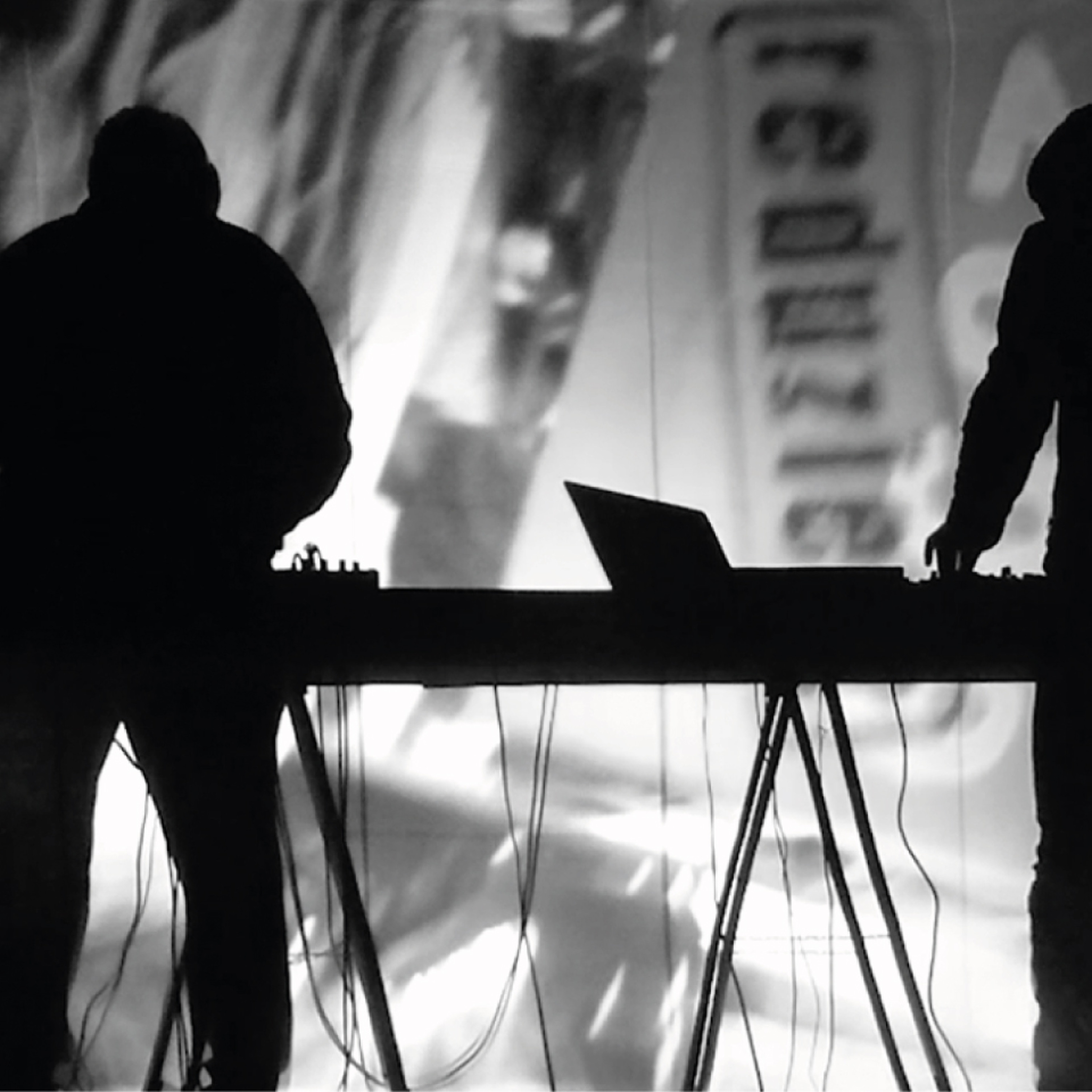 pleines & liebold – s p a c e no space_i