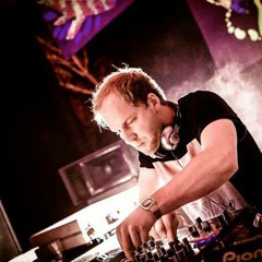 Humerous - di.fm Nano Artist Feature 2015