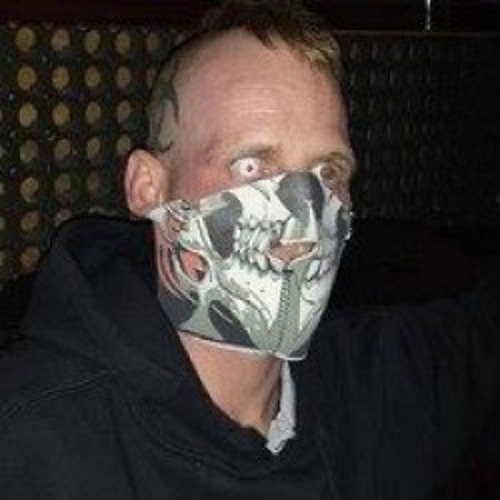DANNY OVINGTON (UK) TOXIC SICKNESS RESIDENCY SHOW / 1ST MAY / 2015
