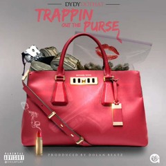 TRAPPIN OUT THE PURSE