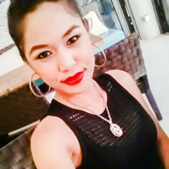 Piano in the dark (cover by: brenda russel) at Fifties café boracay