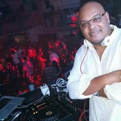 The Hackers A.k.a. Dj Akeen -Que Comiece La Fiesta