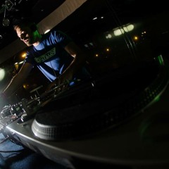 Black Eyed Peas - Boom Boom Pow (Destilux Remix)BUY = FREE DOWNLOAD