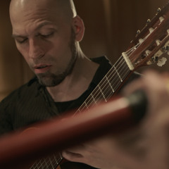 Wang Tang - Obertongesang, Gitarre & Didjeribone