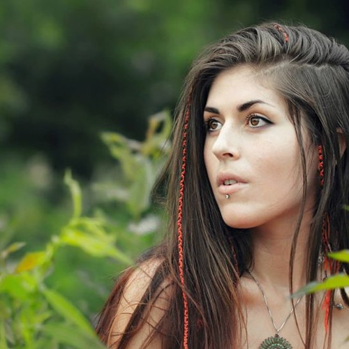 Julia Westlin - I Want To Break Free (Reggae Version)