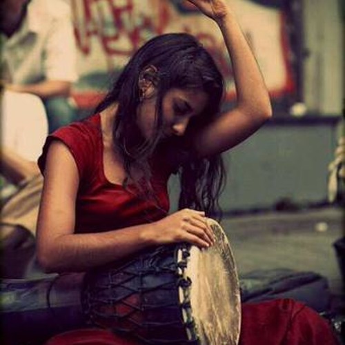 عاشقه و غلبانه و النبي