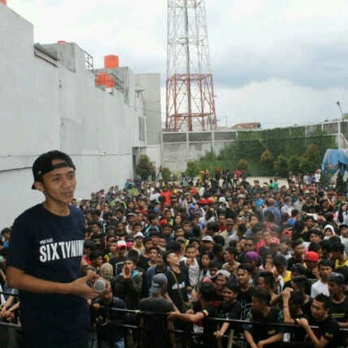 Loading roots at Studio music pratama