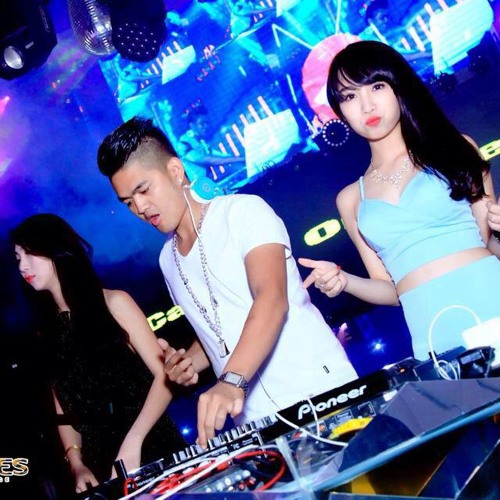 [Ns.5.2.2015] - [New Faces] - Nhà Hát Của Những Giấc Mơ - Michael JustCavalli Live Set