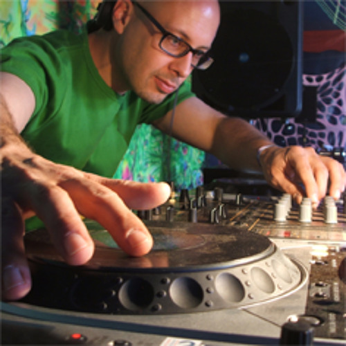 Dense - Attick Diaries Vol. 1 - Chill On! DJ Set 2015-05-10 pt. 1