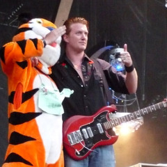 Queens Of The Stone Age  - How To Handle A Rope (Guitar Track)