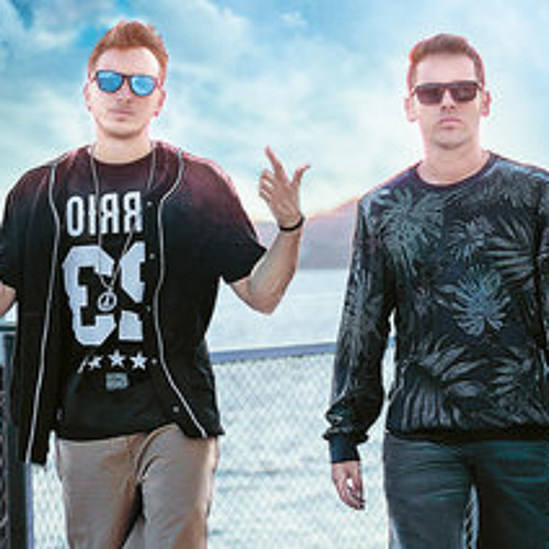 Anıl Piyancı & Emrah Karakuyu Feat. Ais Ezhel - İyi Ki Doğdun (Official Video)