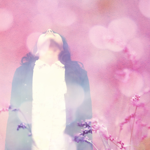 Sun Glitters – Under