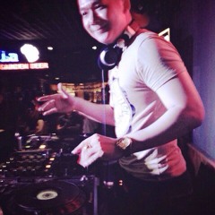 Freaks 2015 - DJ Hoàng Phong