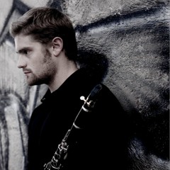 Flight of the Bumblebee - Jonathan Jones