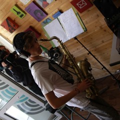 EMERGENCE FM - Suga Suga