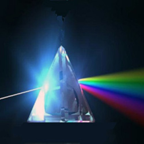 Призма свет. Свет через призму. Дисперсия пинк флойд. Дисперсия света призма призма. Спектр призма.