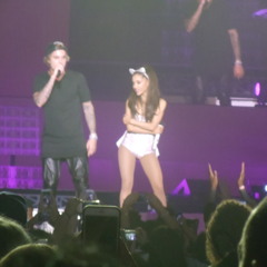 As Long As You Love Me (Feat. Big Sean & Ariana Grande)(JB Cover) LIVE // Honeymoon Tour Inglewood