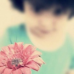 أذوبُ لِفرط تَقصيرِي