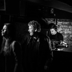 type-R - Dirty drums and filthy bass #1 (dnb mix)