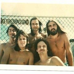 Rugged Water JULES VERNE