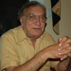Ahmed Faraz reads his poetry. part 01