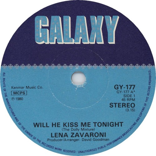 Someone to kiss tonight. Friedkul. 1000 и 1 поцелуй. Someone to kiss tonight. Kiss me hug me декор.