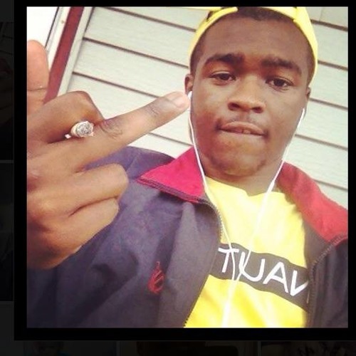 Listen to Lil Gees(#700) - Rip 40 24/7 by Gwalla Jay in teek