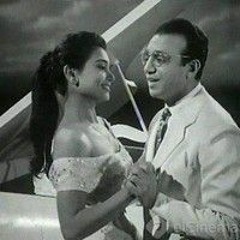 الدنيا ريشة في هوا - سعد عبد الوهاب