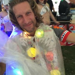 [Suara Summer Hit 2015 ] Teenage Mutants -Barbés (original Mix) [Suara ]