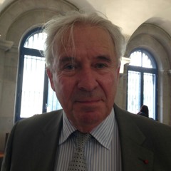 Bruno Durieux, maire de Grignan