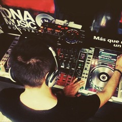 Dylow - Tsunami Radio Show (Ep.18 Techno)