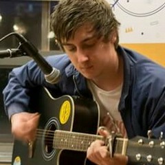 Sittin' on the dock of the bay - Otis Redding (cover) at Manchester