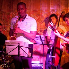 Solo em  Stella By Star Light