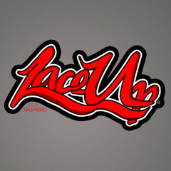 Machine Gun Kelly rapping on the couch. - shaybaaa