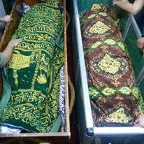بالأمس كنا رفقة.... و اليوم أصبح في الكفن