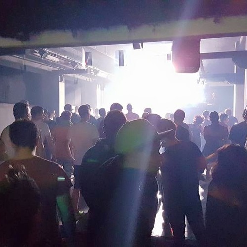 LennoX Vs Papispole Olaf LIVE @ Busgarage Weimar 30.05.15