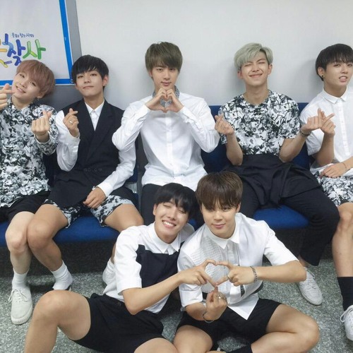 BTS hug me