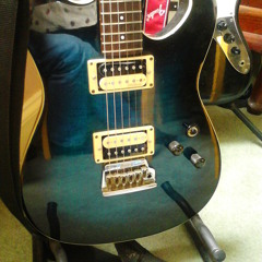 Beat Up (Ibanez Roadstar II)