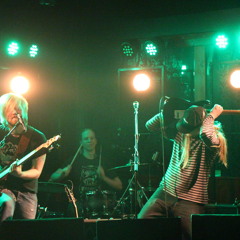 Johannes Pitkänen & Kaverit - Ei tyhjä